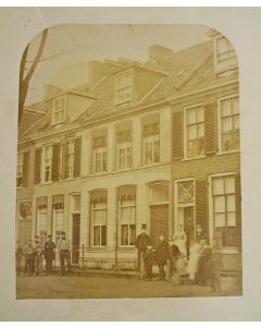 Albumine foto, woonhuis Den Helder, ca. 1875