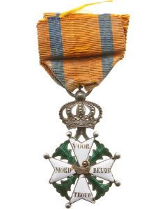 Onderscheiding Militaire Willemsorde (ex viceadmiraal Quispel)