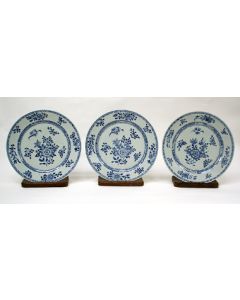 3 Chinese porseleinen schotels, Qianlong periode