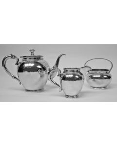 Zilveren theeservies, model parelrand
