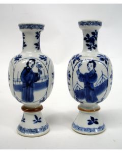 Stel Chinees porseleinen buikvaasjes, Kangxi periode, ca. 1700