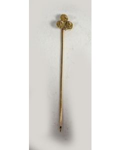 Gouden dasspeld met Zeeuwse knoopjes, ca. 1900