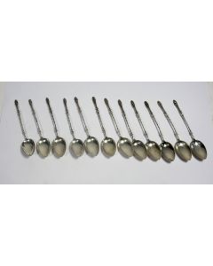 12 zilveren mokkalepeltjes / espressolepeltjes, model bokkenpootje, ca. 1900