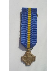 Kruis van Verdienste, 1941, miniatuur draagmedaille