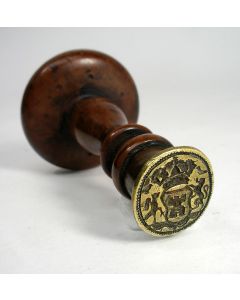 Lakstempel met familiewapen, 18e eeuw