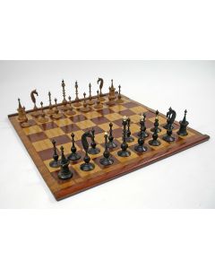 Houten schaakspel en oprolbaar schaakbord, 19e eeuw