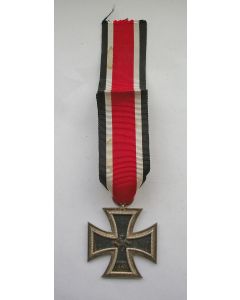 Duitsland (Derde Rijk), IJzeren Kruis, 2e Klasse, makersmerk 'A'. 