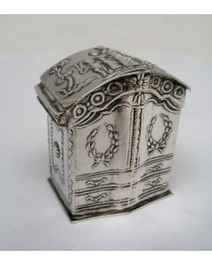 Zilveren lodereindoosje, kabinetje met opschrift, 19e eeuw