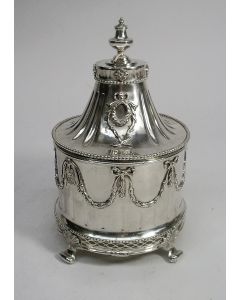 Zilveren tabakspot in Lodewijk XVI stijl, 1902