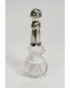 Parfumfles met zilveren montuur, 19e eeuw 