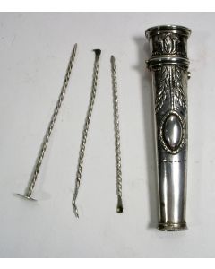Zilveren knipkoker met inhoud, Jan Batties Carlier, Middelburg 1790