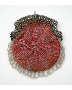 Kralenbeursje met zilveren beugel, Schoonhoven 1859