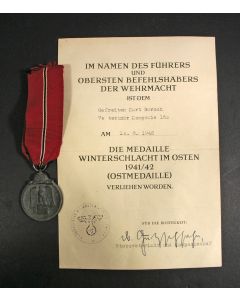 Medaille Winterschlacht im Osten 1941/42 (Ostmedaille), met bijbehorende oorkonde