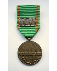 Vrijwilligersmedaille 1958 met gesp 15