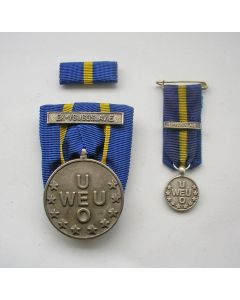Militaire onderscheiding. WEU-medaille met gesp 'Ex-Jougoslavie'. 