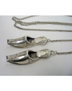 Zilveren breidoppen, muiltjes, 19e eeuw