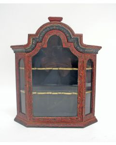 Hindeloper wandvitrinekastje van klein formaat