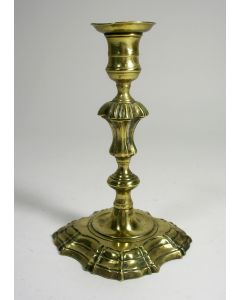 Koperen kandelaar, midden 18e eeuw