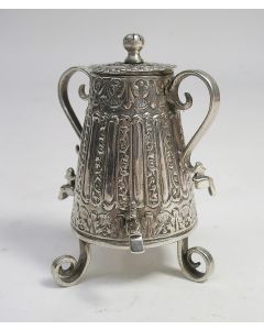 Miniatuur zilveren  driekranenkan, de meester van het Borstbeeld, Amsterdam, ca. 1725