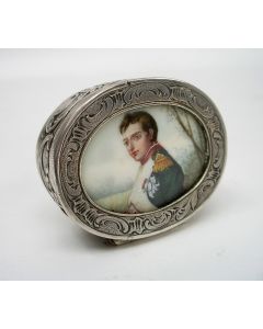 Zilveren snuifdoos met een afbeelding van Napoleon, 19e eeuw
