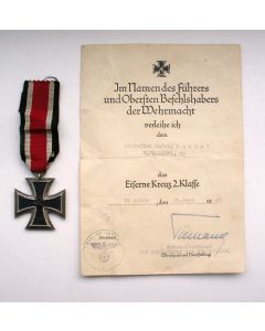 Duitsland (Derde Rijk), IJzeren Kruis, 2e Klasse, met oorkonde van verlening (Oostfront 1943)