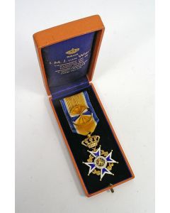 Onderscheiding Officier Oranje Nassau, uitvoering in goud