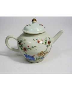 Famille Rose theepotje, Qian Long periode