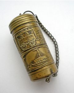 Geelkoperen tondeldoos met afbeeldingen van treinen, ca. 1840