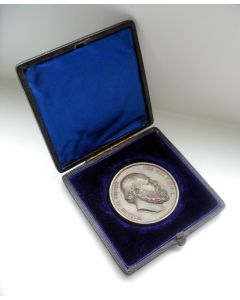 Erepenning voor Menschlievend Hulpbetoon in brons