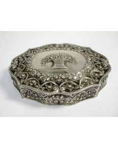 Zilveren dekseldoos, J.D. Schleissner, Hanau, 19e eeuw