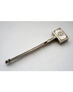 Zilveren miniatuur wafelijzer, Arnoldus van Geffen, Amsterdam,1760