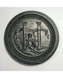 Houten speelschijf met medaillevoorstelling, Neurenberg, ca. 1700