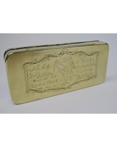 Gegraveerde koperen tabaksdoos met spreuk, 18e eeuw