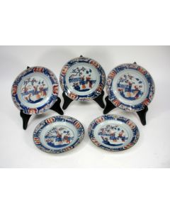 Serie van 5 Chinees Imari borden, 18e eeuw