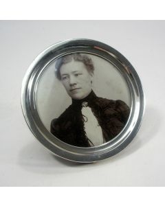 Ronde zilveren fotolijst, ca. 1920
