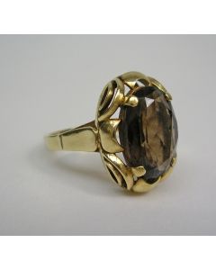 Gouden ring met rookkwarts