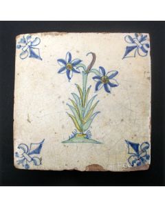 Polychrome bloemtegel, 17e eeuw