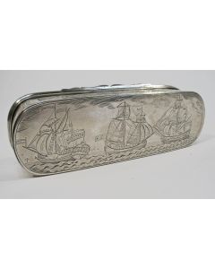 Zilveren tabaksdoos met scheepvaartvoorstellingen, Willem Wobbe, Amsterdam, 1770