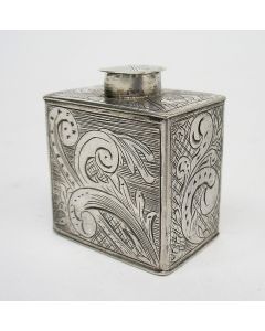 Miniatuur zilveren theebus, 18e eeuw