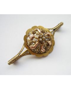 Gouden en verguld zilveren filigrain broche met pareltjes, 19e eeuw