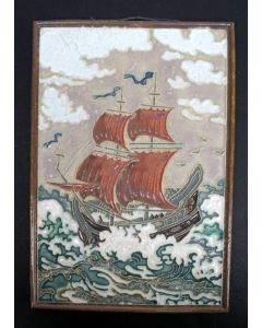 Cloisonné tegel, 'Driemaster', De Porceleyne Fles, ca. 1930