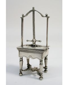 Miniatuur zilveren linnenpers, Johannes van Somerwil. Amsterdam, 1763