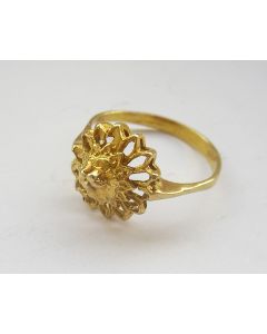 18 karaats gouden ring met bloemmotief