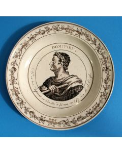 Faience bord met de voorstelling van Keizer Augustus, Montereau, ca. 1820