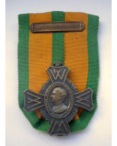 Oorlogsherinneringskruis, met gesp 'Nederland Mei 1940' 