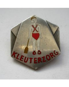 Zilveren verpleegstersspeld. Kleuterzorg Arnhem, ca. 1930