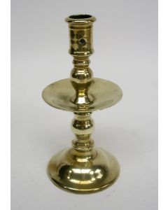 Koperen kraagkandelaar, 17e eeuw