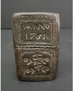 Leren bijbeldoosje, anno 1751