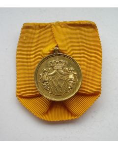 Medaille voor Langdurige Trouwe Dienst Koninklijke Marine 'ín goud'. 