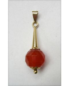 Gouden hanger met kornalijn